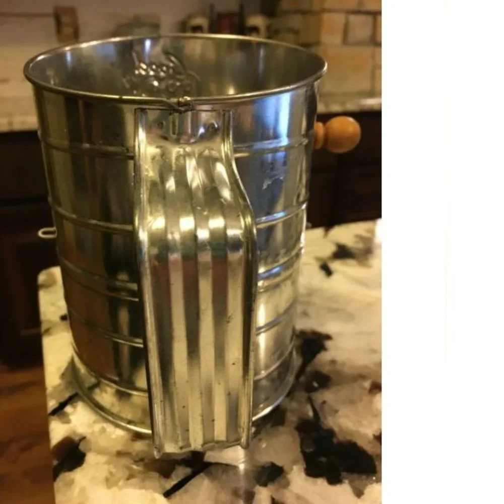 Vintage Good Cook Measuring Flour Sifter Aluminum 3 Cup Wood Knob VERY CLEAN